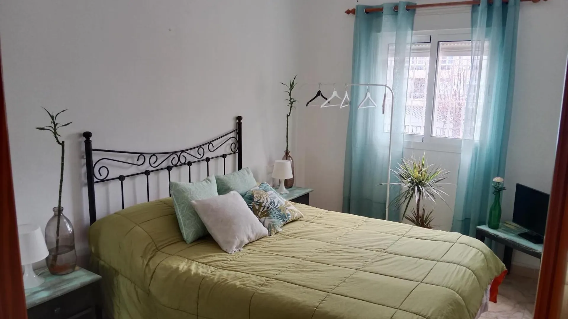 Brisa, La Carihuela Playa Torremolinos Apartment