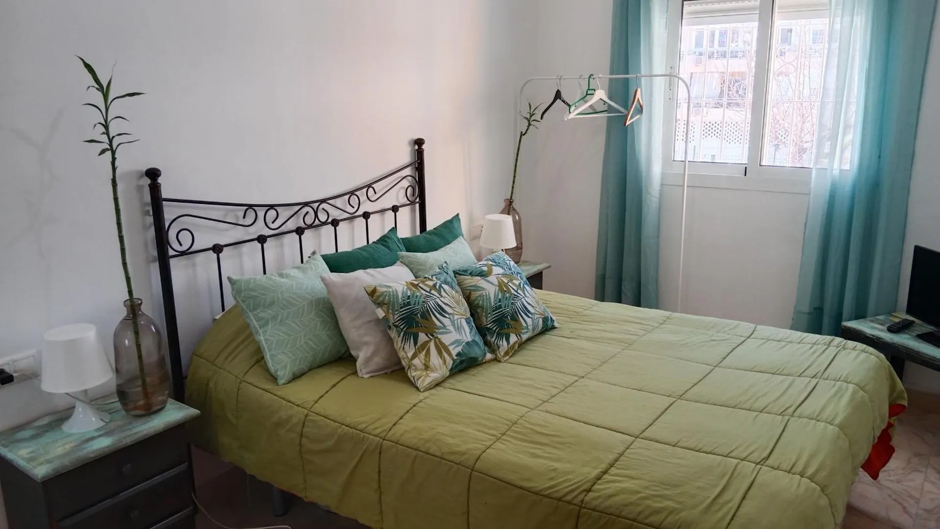 Brisa, La Carihuela Playa Torremolinos Apartment