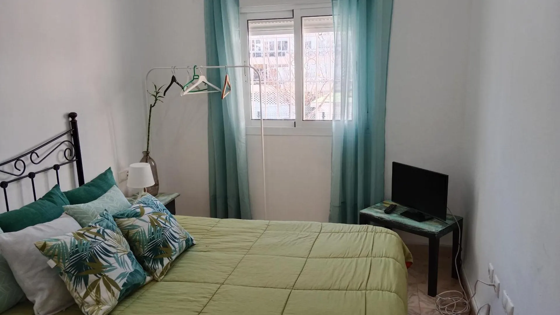 Brisa, La Carihuela Playa Torremolinos Apartment Spain